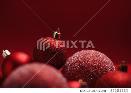 Red decorative Christmas baubles as festive winter holiday background 82181383