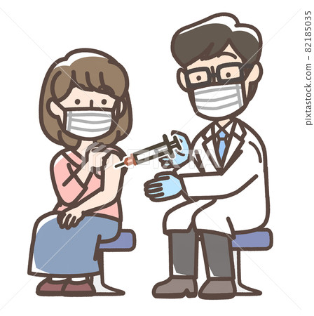 Woman receiving an injection 82185035