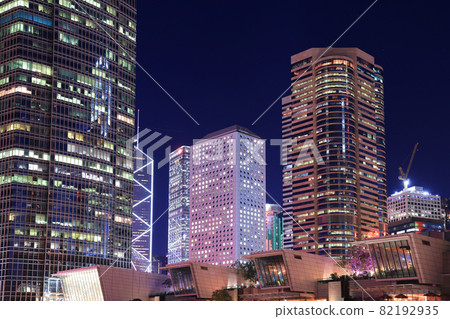 Modern skyscrapers shot with perspective at night 3 Sept 2021 82192935