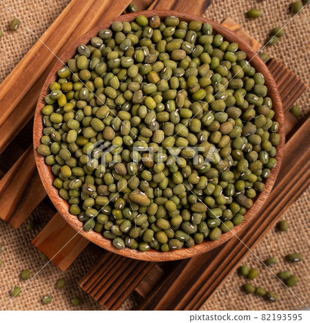 Mung bean mung bean green raw りょくとう green bean Mung bean mung bean green raw りょくとう green bean 82193595