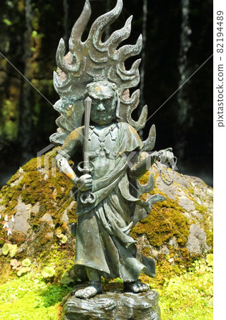 日雪寺的佛像 日雪寺的佛像 82194489