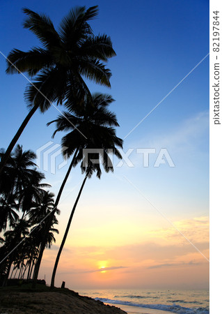 View of sea in Cape Coast in morning 82197844