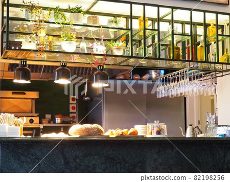 酒店咖啡廳 82198256