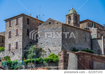 In the old town of Bolsena 82207143