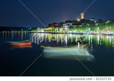 View of the village of Marta by night 82207239