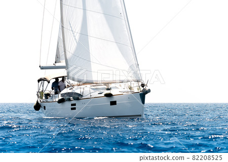 Single yacht sailing in the open sea 82208525