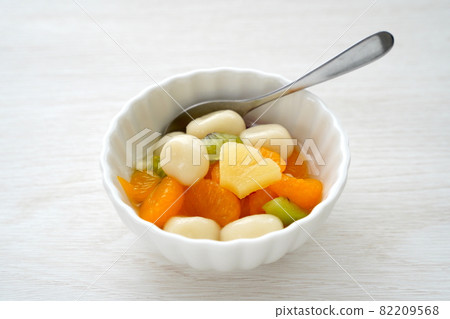 Fruit punch with white balls Fruit punch with white balls 82209568