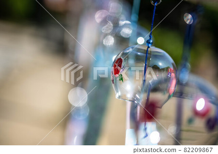 Many wind chimes hanging in the temple 82209867