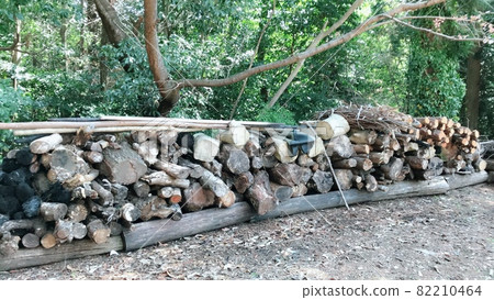 用木柴的風景 用木柴的風景 82210464