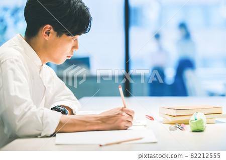 High school student, college student study, cram school photography cooperation: WEEK Shibadaimon (Sun Frontier Fudousan) 82212555