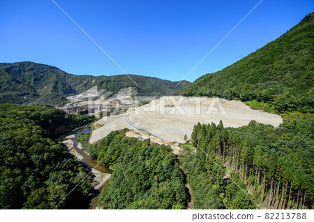 2021 年 9 月大壩建設工地秋田縣 2021 年 9 月大壩建設工地秋田縣 82213788