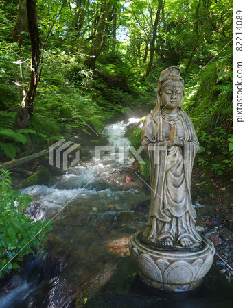 Shimizu Shirakami Mountains of Boiling Pond Juniko Buddha Statue 82214089