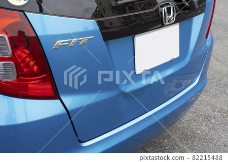 [Car] Scratches and dents on the body 82215488