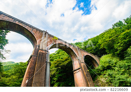 [Annaka City, Gunma Prefecture] Usui Third Bridge Megane Bridge 82216609