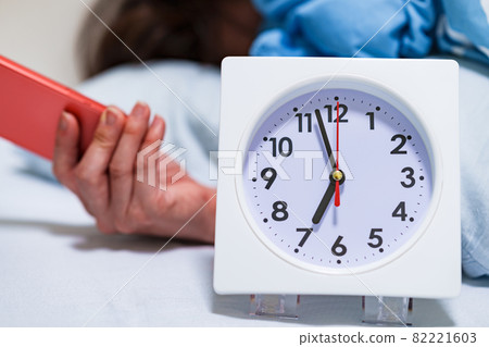 Wake up, wake up, lack of sleep [image of a woman with low blood pressure] 82221603
