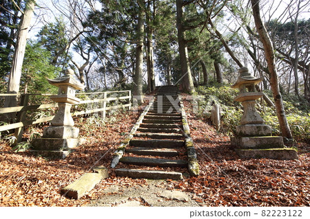 Katsuragiyama Shrine 82223122