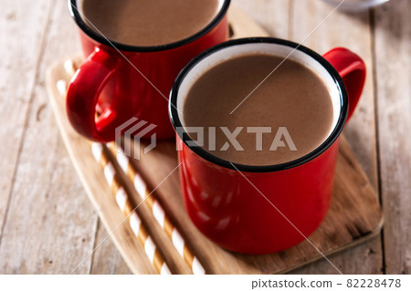 Traditional Mexican chocolate atole drink 82228478