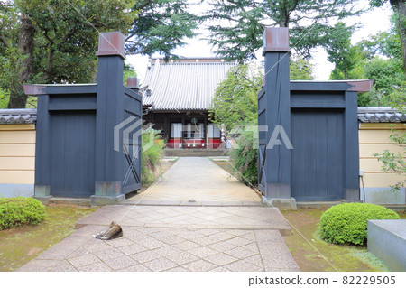 Toeizan Kaneiji Entonin Nemoto Chudo, 1-chome, Uenosakuragi, Taito-ku, Tokyo Tenkai Yakushi Nyorai, 德川幕府的祈禱場所 Bodaiji Toeizan Kaneiji Entonin Nemoto Chudo, 1-chome, Uenosakuragi, Taito-ku, Tokyo Tenkai Yakushi Nyorai, 德川幕府的祈禱場所 Bodaiji 82229505