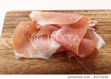 意大利火腿（生火腿） 82233694