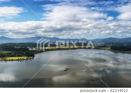 Gyeongpoho lake view 82234012