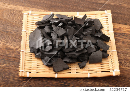 竹炭 82234717