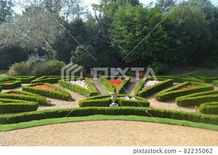 English garden English garden 82235062
