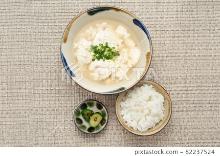 Yushi tofu set meal Yushi tofu set meal 82237524