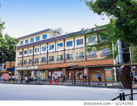 東京三鷹站北口 82241991