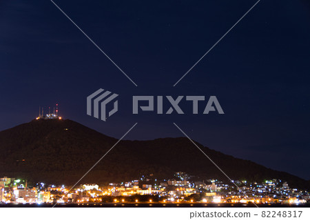 Night view of Hakodate Night view of Hakodate 82248317