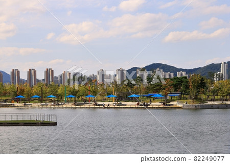 New town, general government building, urban landscape 82249077