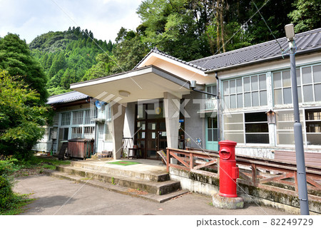 Former Amagi City Sada Elementary School closed in 2001 4277 Sada, Asakura City, Fukuoka Prefecture 82249729