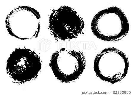 Vector Set of brush Circle Round Black color on white background. Hand painted grange elements. Ink drawing. Dirty artistic design . Place for text, quote, information, company name. 82250990
