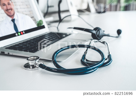 Telemedicine 82251696