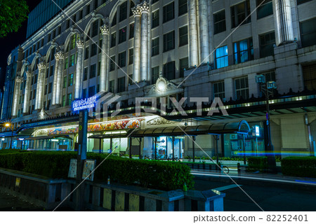 禦堂筋和難波車站廣場區域 禦堂筋和難波車站廣場區域 82252401