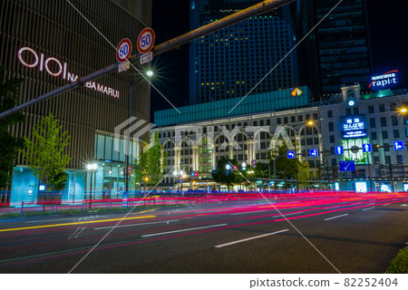 Midosuji and Namba station square area Midosuji and Namba station square area 82252404