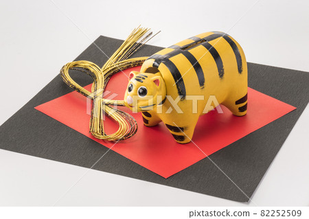 Tiger year zodiac figurine image Tiger year zodiac figurine image 82252509