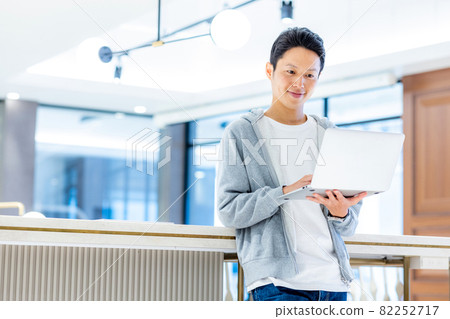 工程師分享辦公攝影合作:WEEK Shibadaimon(Sun Frontier Fudousan) 工程師分享辦公攝影合作:WEEK Shibadaimon(Sun Frontier Fudousan) 82252717