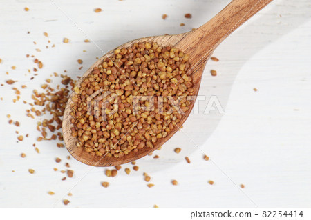 Tartary buckwheat noodles (produced in Hokkaido), a healthy tea rich in polyphenols called "rutin" Tartary buckwheat noodles (produced in Hokkaido), a healthy tea rich in polyphenols called "rutin" 82254414