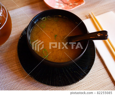 Japanese miso soup 82255085