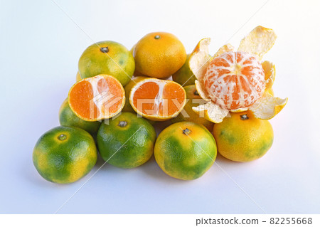Mandarin orange (light of fertilizer) Mandarin orange (light of fertilizer) 82255668