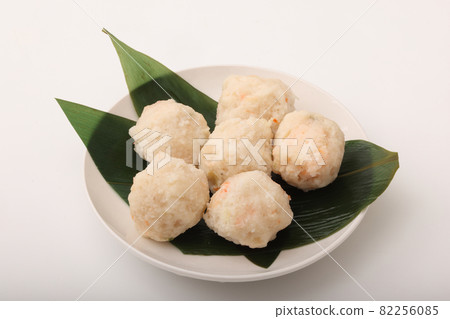 Fish ball (with shrimp) 82256085
