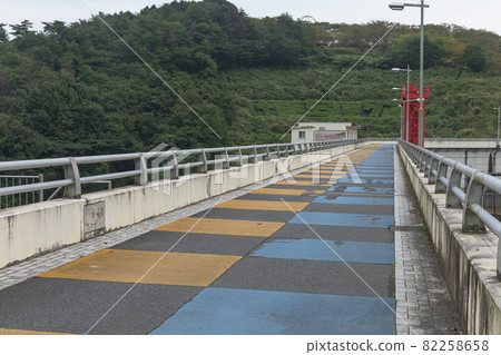 Road on Juo Dam, Hitachi City, Ibaraki Prefecture Road on Juo Dam, Hitachi City, Ibaraki Prefecture 82258658