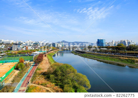 從鷹峰橋看到的中浪川 82262775