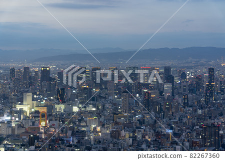 [Osaka] Night view of Osaka city from Abeno Harukas 82267360