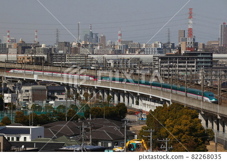 Tohoku Shinkansen E5 series (Akita Shinkansen E6 series combined) 82268035