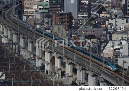 Tohoku Shinkansen H5 series (Akita Shinkansen E6 series combined) 82268414