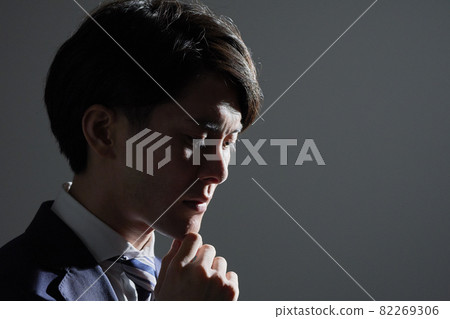 有思想的商人 82269306