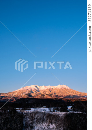 禦嶽山 / 冬天(黎明) 禦嶽山 / 冬天(黎明) 82271189