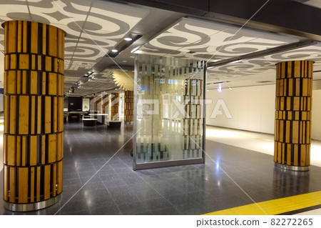 Sapporo Ekimae-dori Underground Pedestrian Space "Minapa", a space that conveys Chi-ka-Hoainu culture Sapporo Ekimae-dori Underground Pedestrian Space "Minapa", a space that conveys Chi-ka-Hoainu culture 82272265