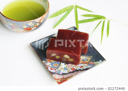 放鬆時,栗子羊羹,雜色竹葉 放鬆時,栗子羊羹,雜色竹葉 82272440